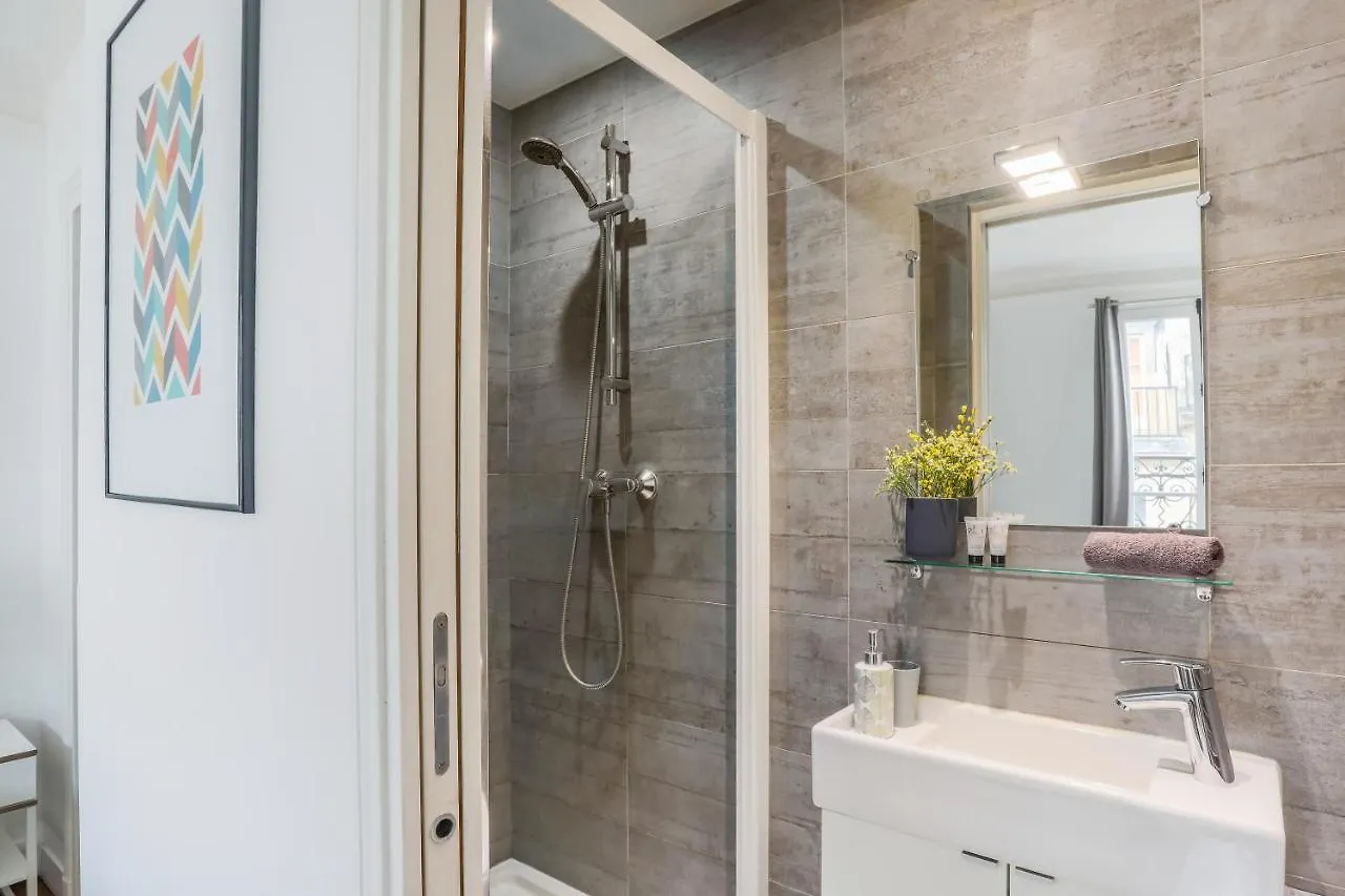 Apartment Appartements Bergere Paris France