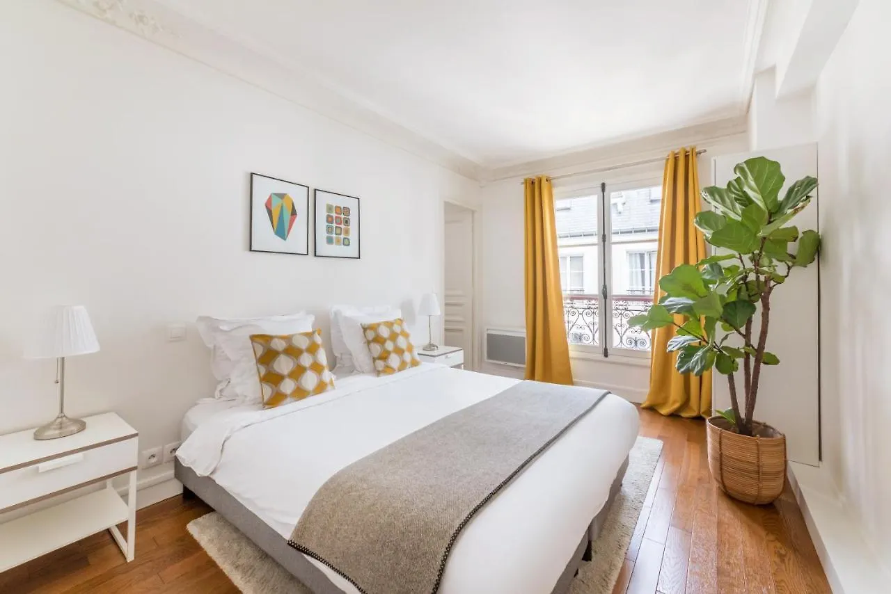 Appartements Bergere Paris Apartment