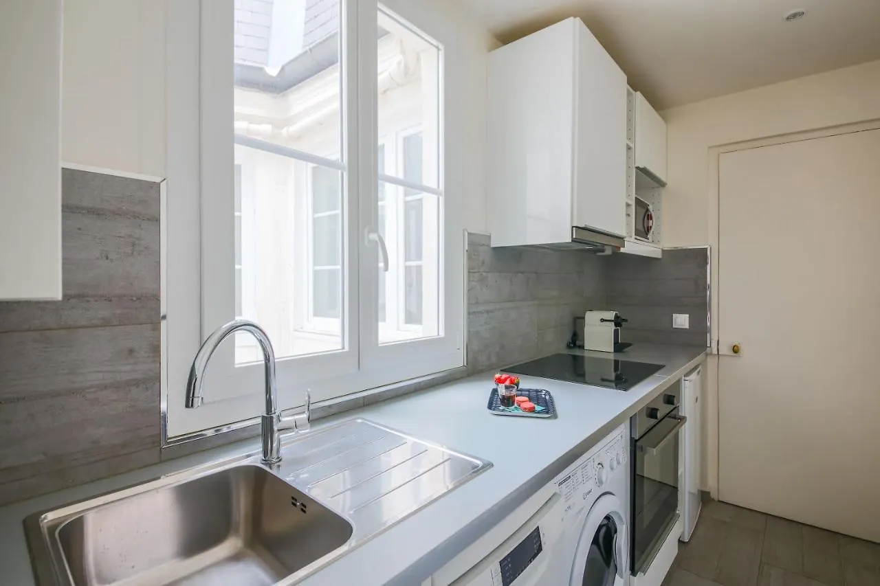 Apartment Appartements Bergere Paris