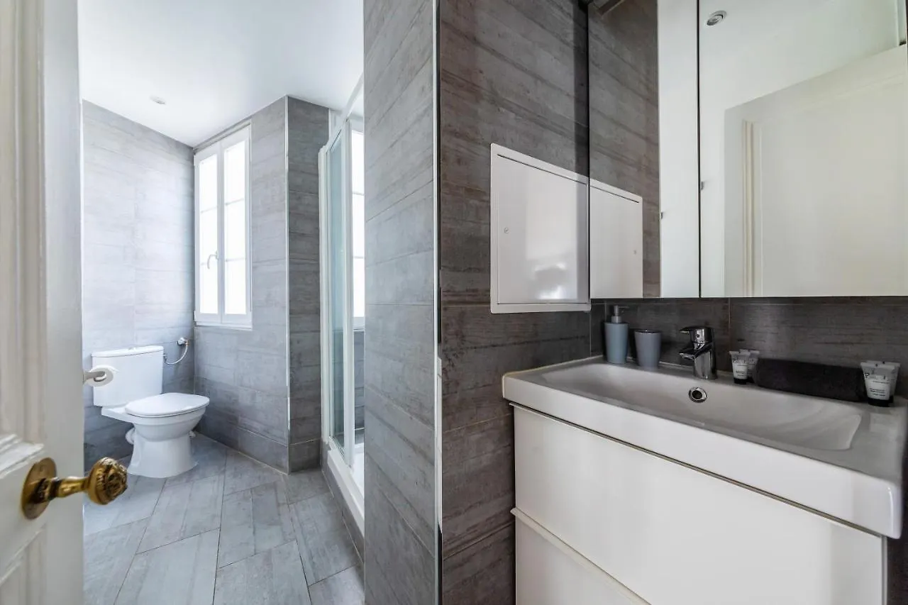 Appartements Bergere Paris France