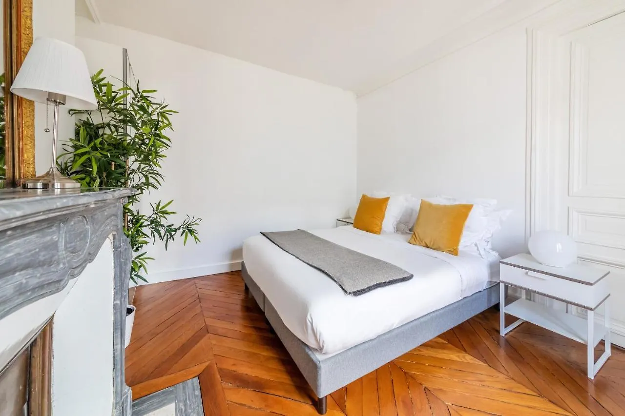 Apartment Appartements Bergere Paris