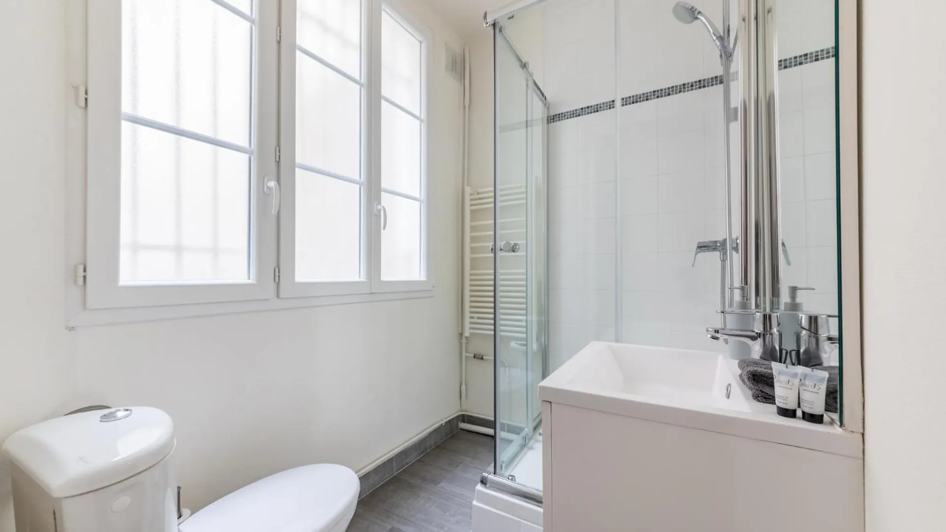 Appartements Bergere Paris Apartment