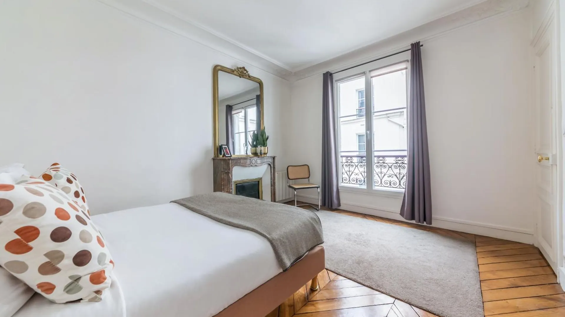 Appartements Bergere Paris France