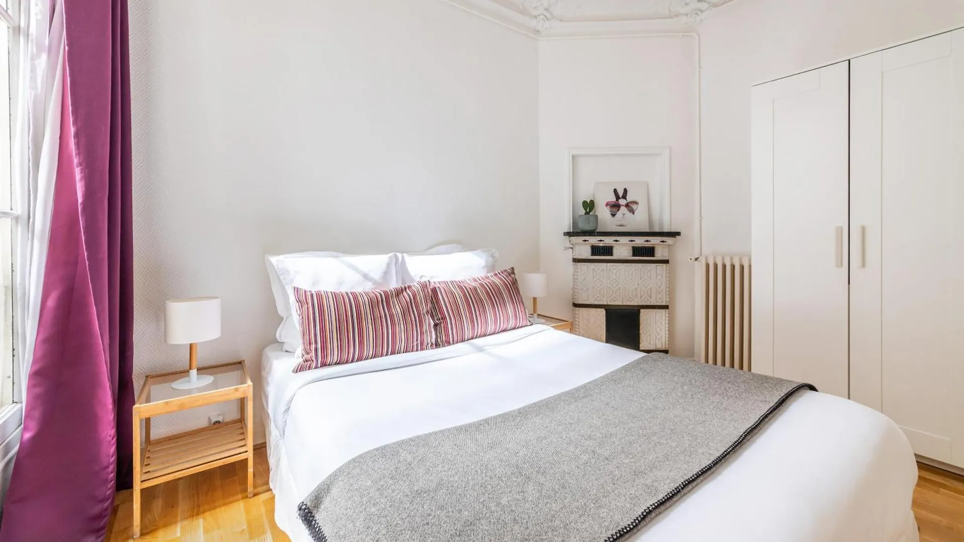 Appartements Bergere Paris 0*,  France