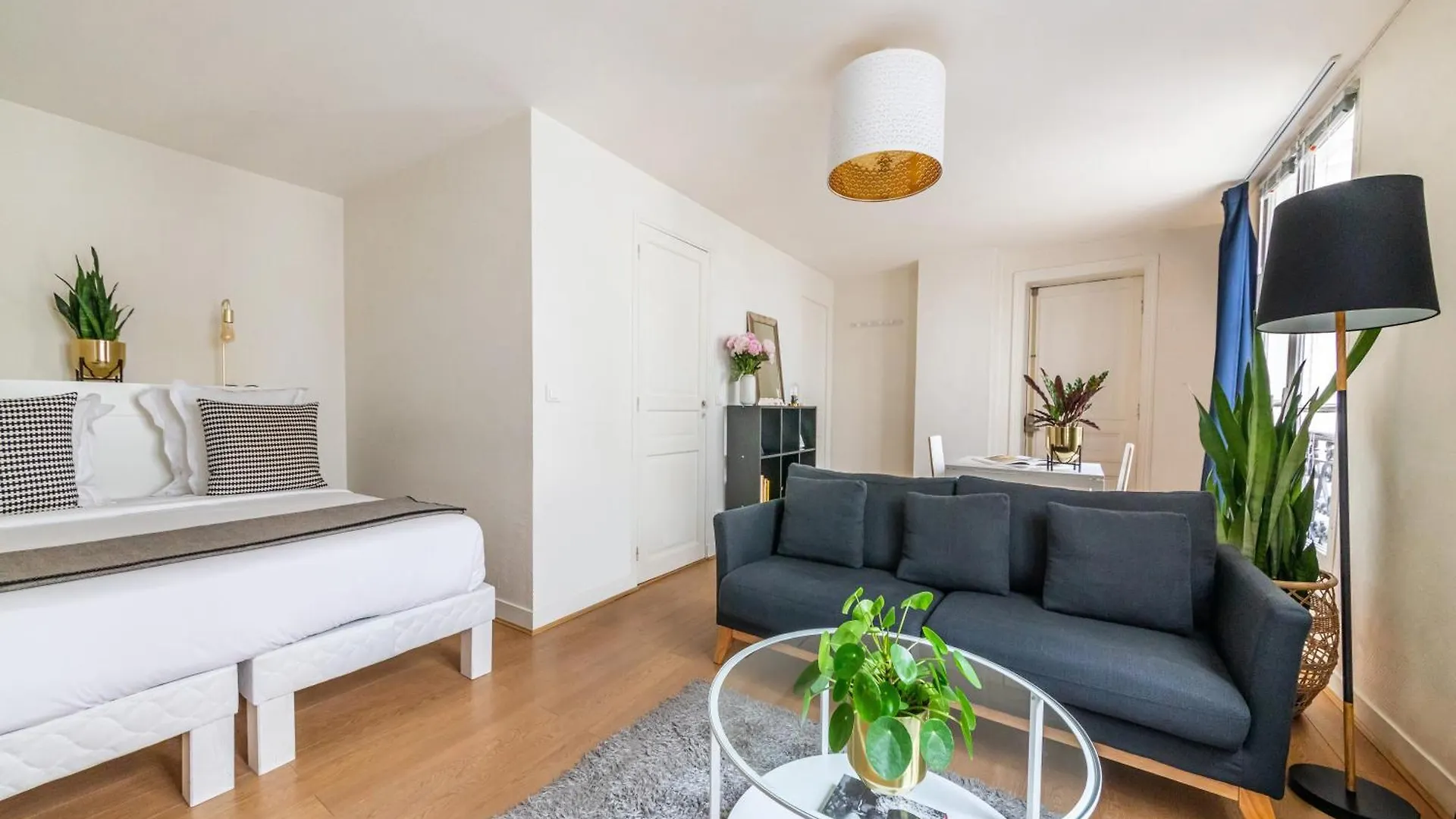 Appartements Bergere Paris France